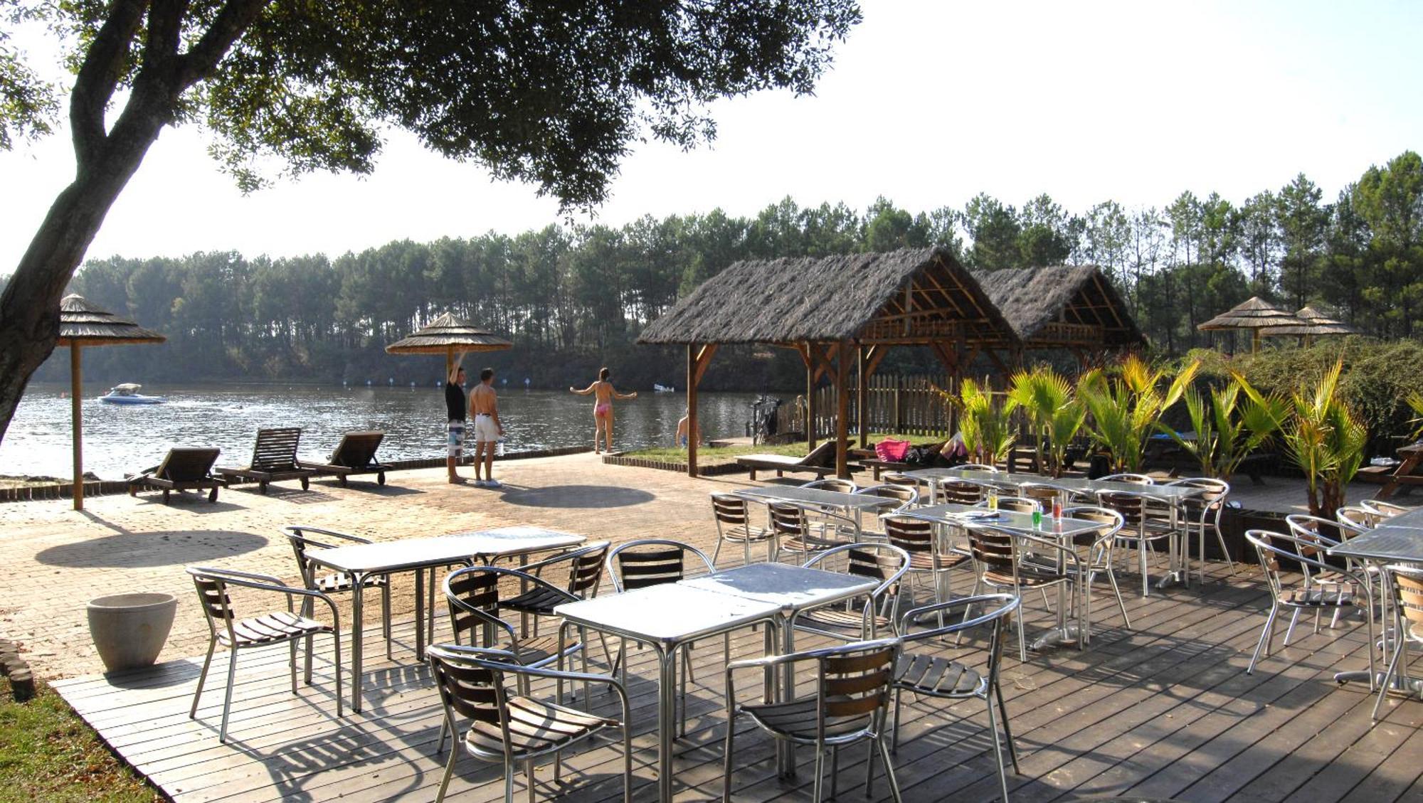 Grand Chalet de Pitrot Lacanau Buitenkant foto
